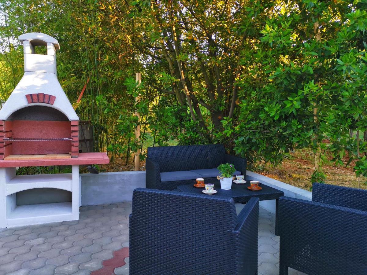 Holiday House Nela ラビン エクステリア 写真
